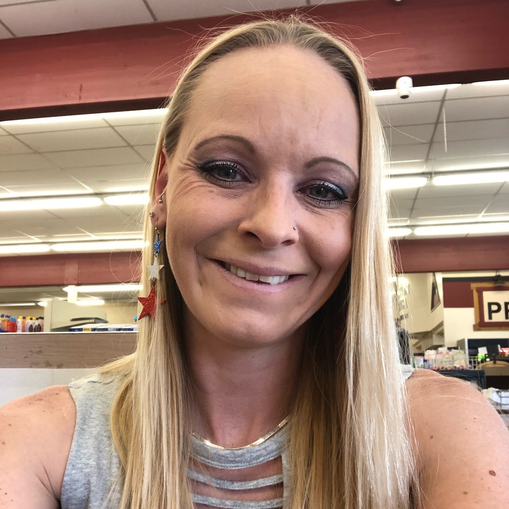 Meet your Posher, Deana